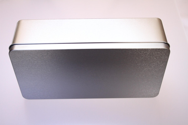 Rechthoekige metalen doos